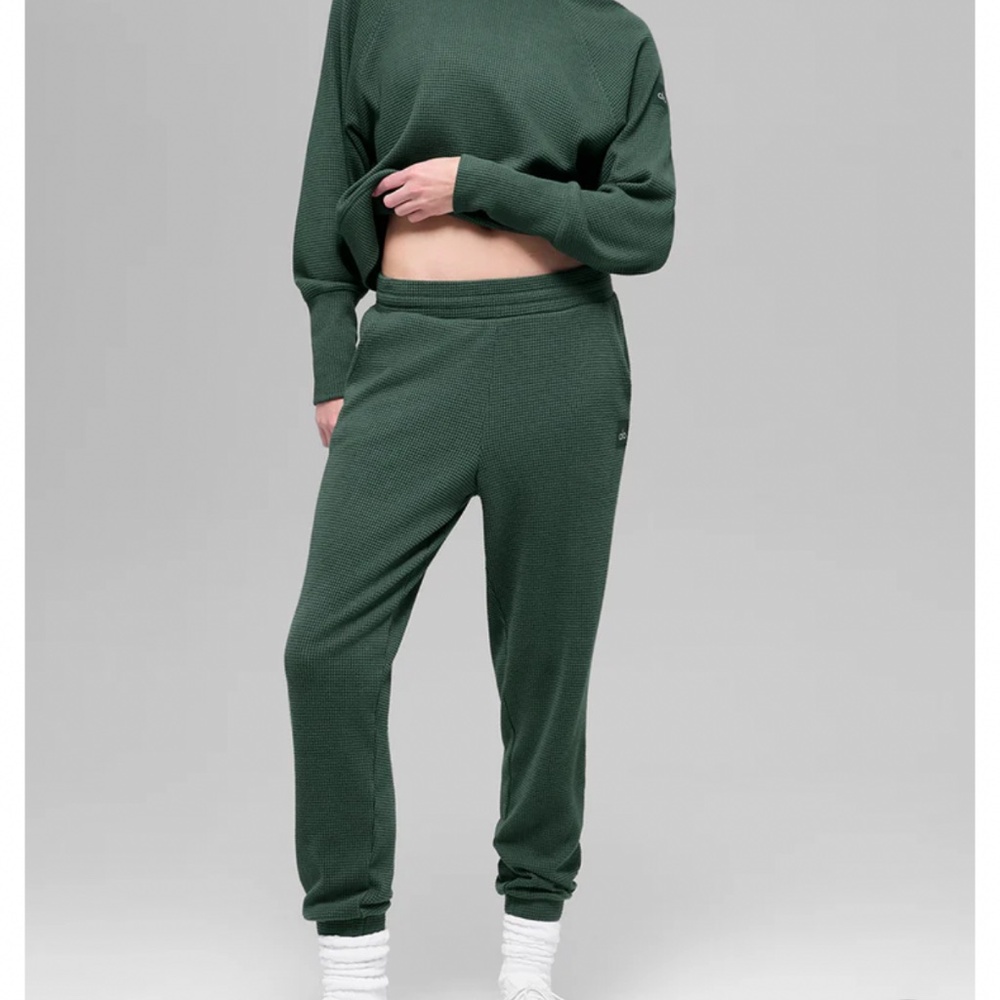 All Waffle Weekend Escape Jogger in Winter Ivory. - Picture 4 of 4